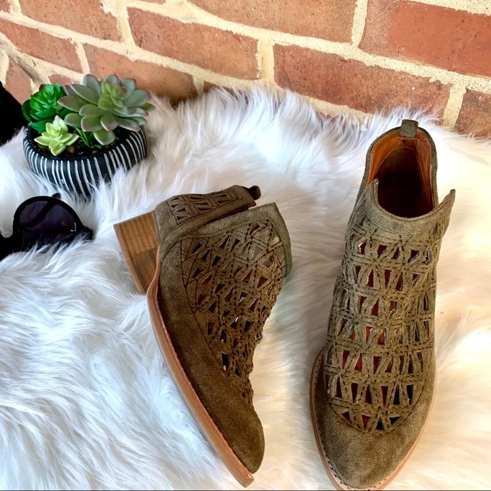 JEFFREY CAMPBELL Coastal Cowgirl Western Sagat Laser Cut Olive Suede Boots, 8.5